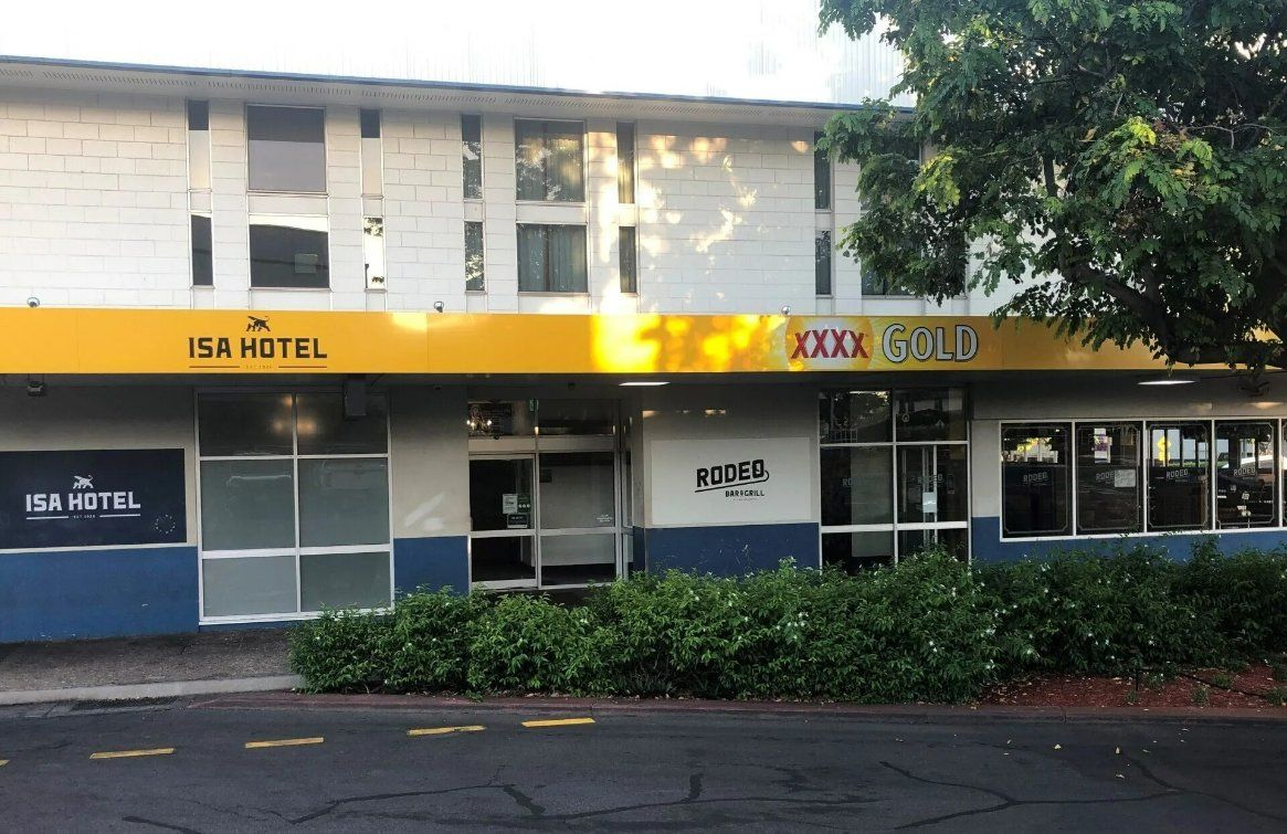 Isa Hotel commercial painting project by North West Queensland Painting